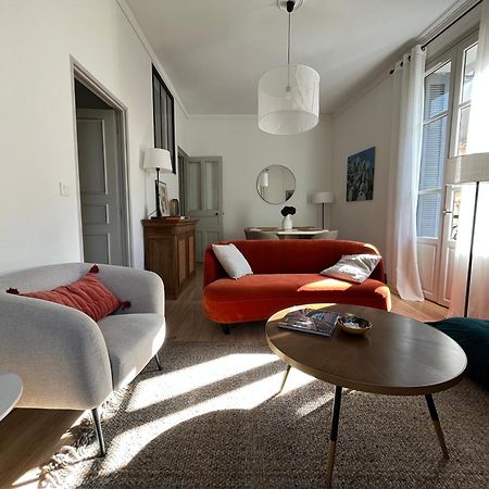 Nimes , Appartement Renove Dans Immeuble Classe. Bagian luar foto