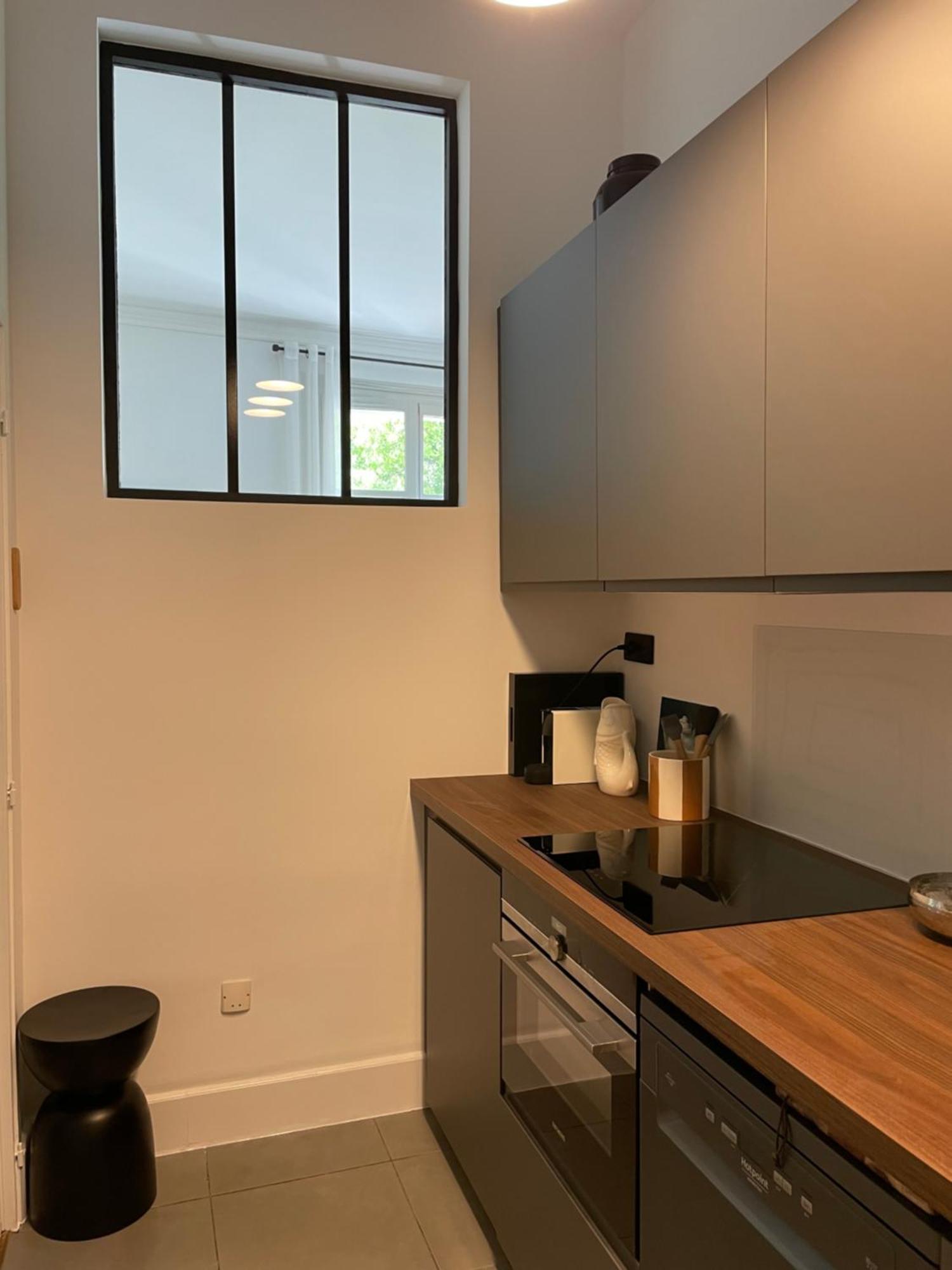 Nimes , Appartement Renove Dans Immeuble Classe. Bagian luar foto